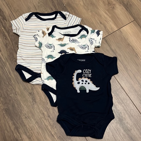 Baby basics - Picture 1 of 1